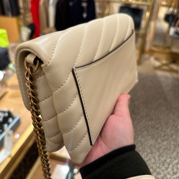 NWT! Tory Burch Kira Chevron Chain Wallet Cream Quilted Leather Crossbody 90343 - Picture 3 of 9